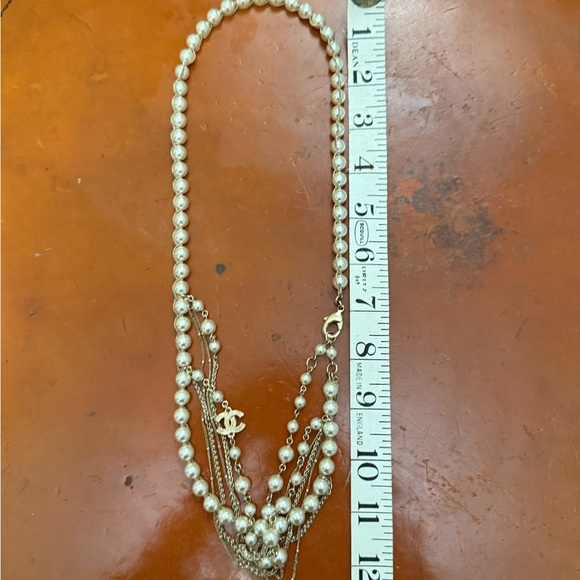CHANEL 25S CHAIN BELT IN WHITE PEARL 614476